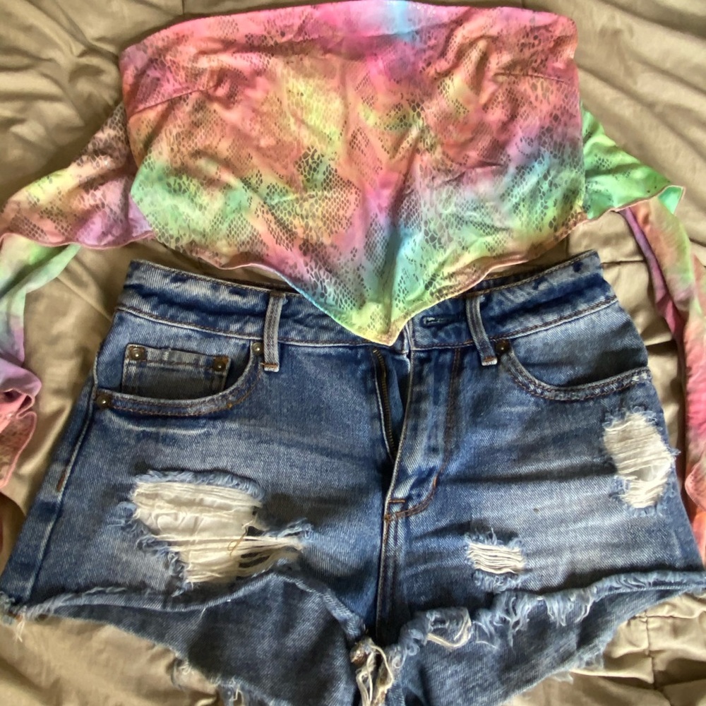 snakeskin crop top